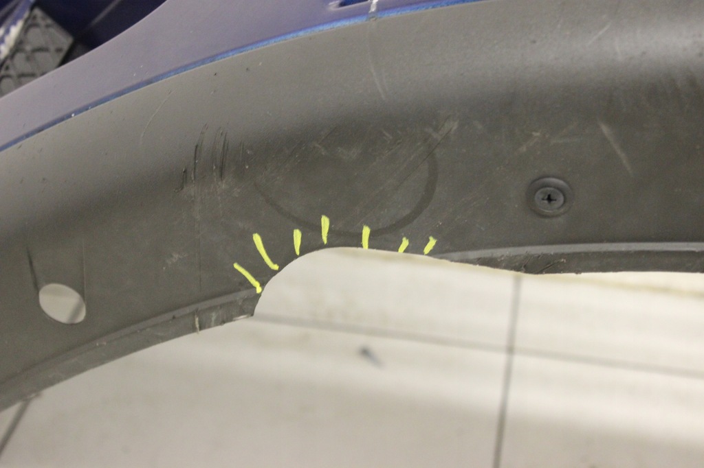 фото №9, Ford s-max smax i mk1 pdc 2006r- бампер перед передний e6 - код лакокрасочного покрытия