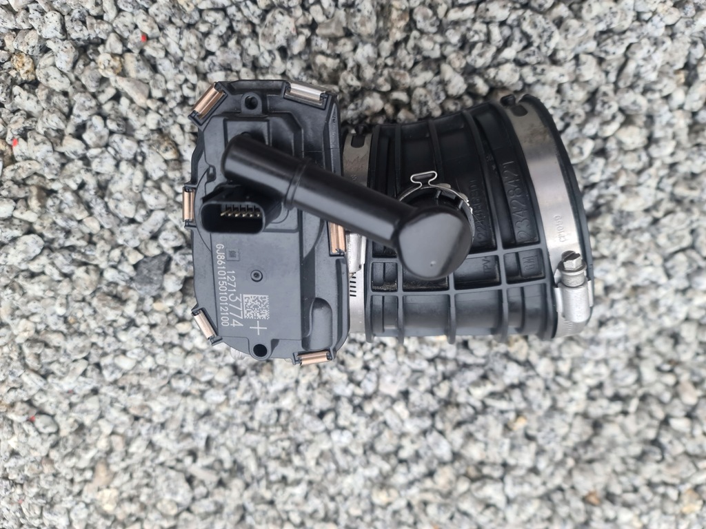 фото №7, Chevrolet corvette 6.2 ben c8 2020 2021 2022 2023 датчик массового расхода воздуха расходомер