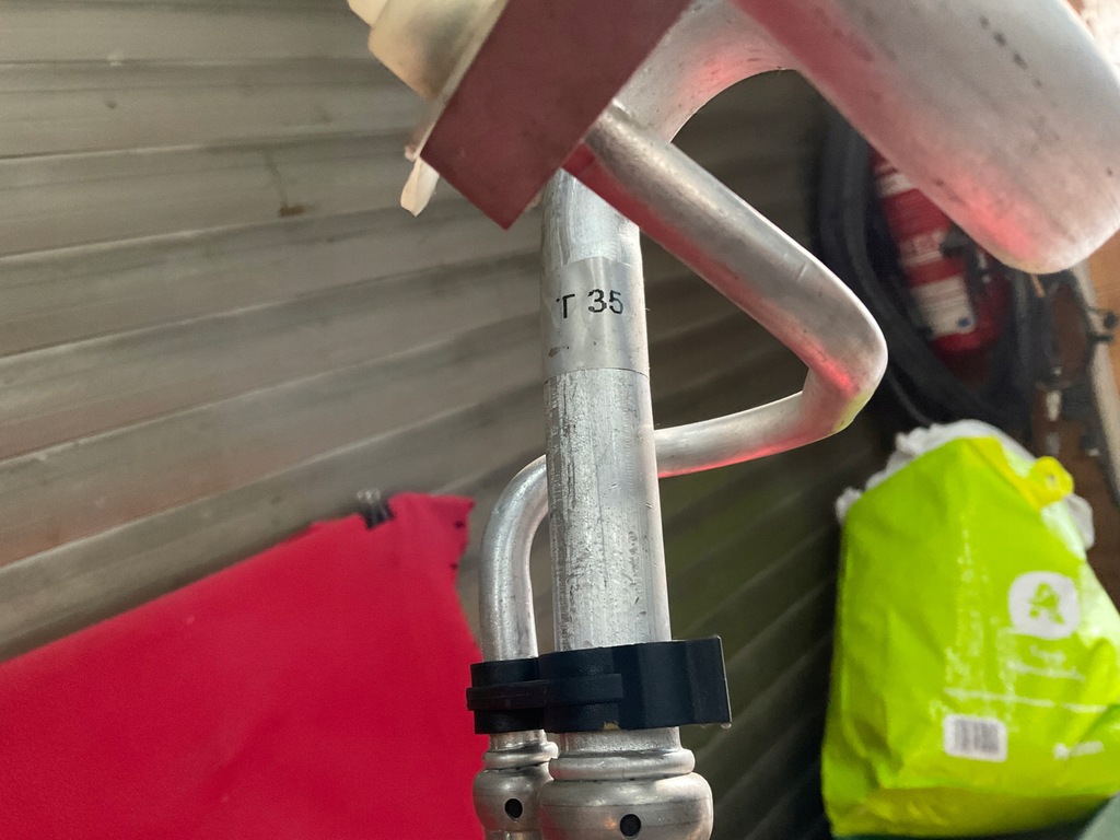 фото №11, Шланг кондиционера peugeot bipper 51826993a