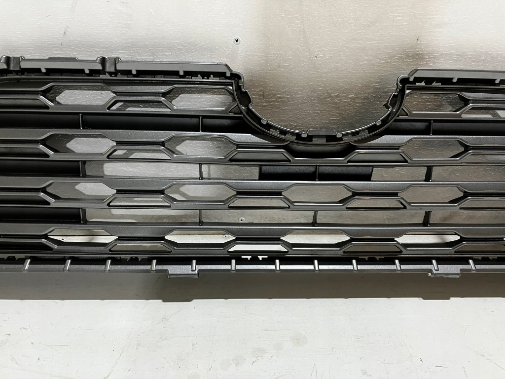 фото №5, Rav4 v решётка радиатора решётка радиатора с pdc серебристая