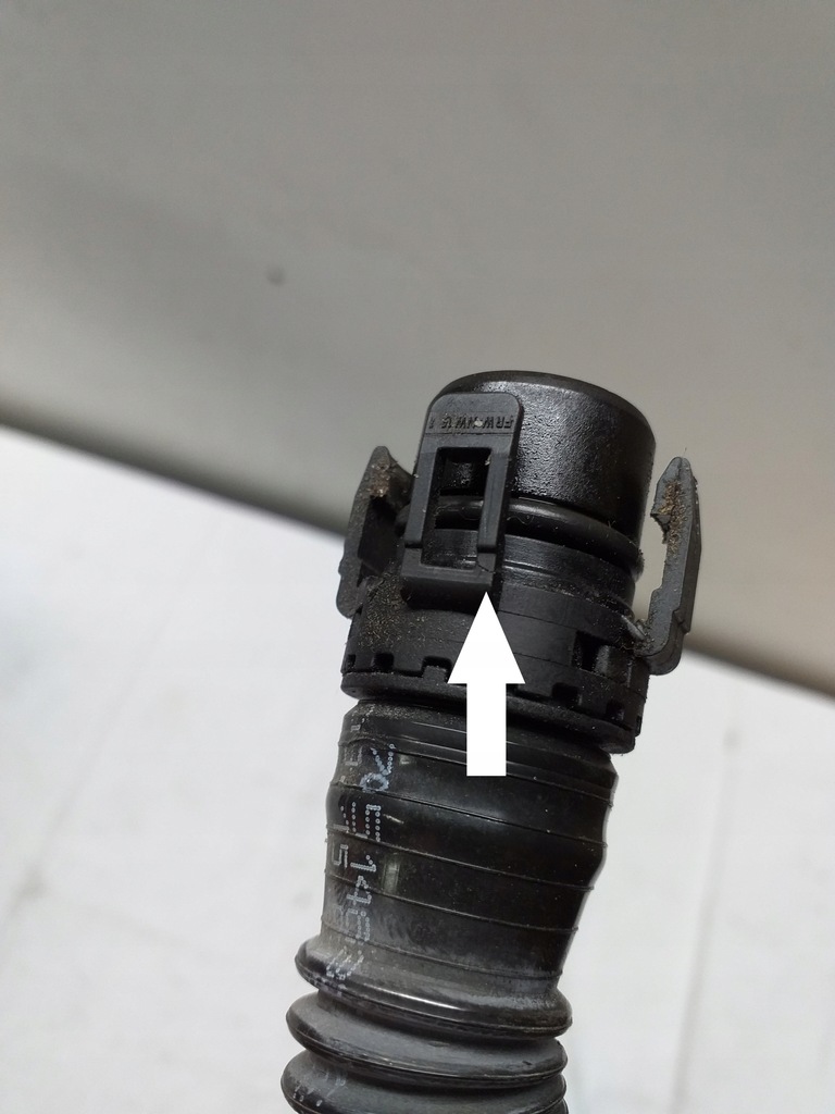 фото №7, Bmw seria 6 f12 gran coupe труба шланг воздуха