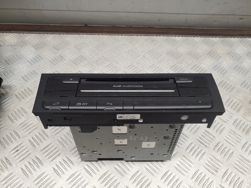 фото №5, Audi q5 sq5 8r1035746e з передній автомобільна магнітола
