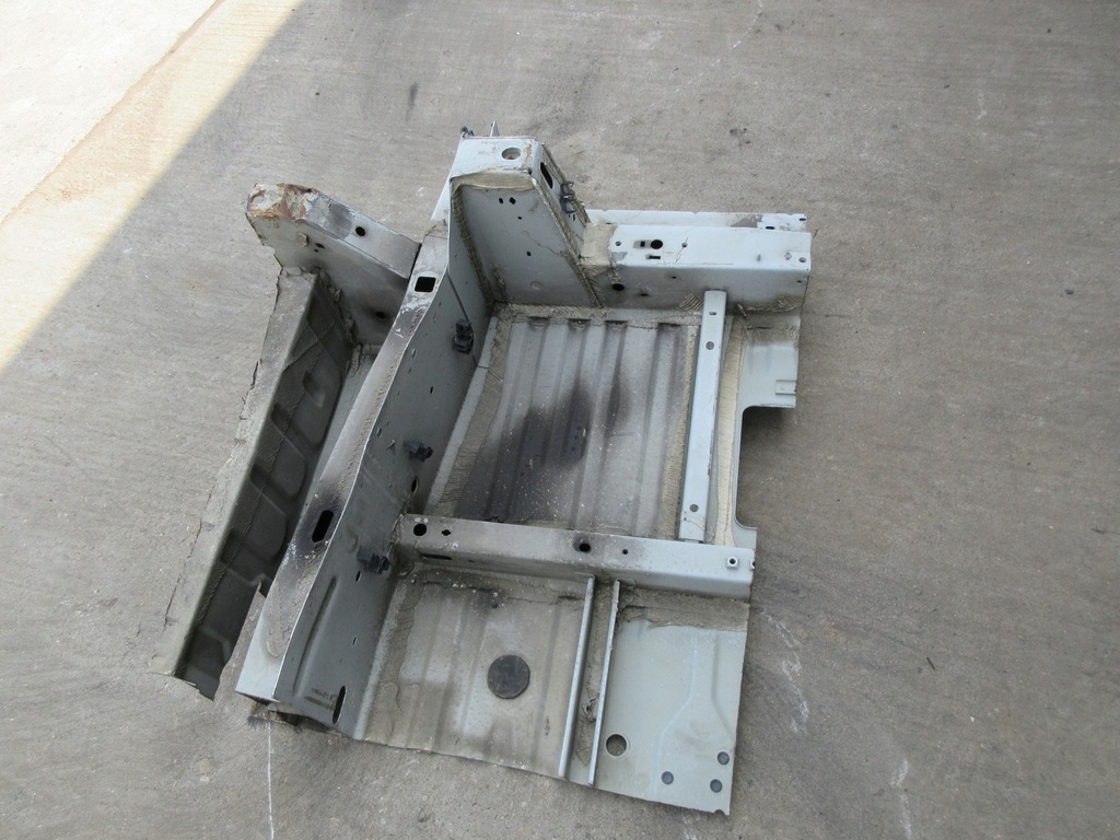 фото №14, Trafic ii 2 vivaro a лонжерон четверть блок двигателя