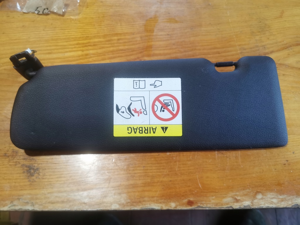 фото №1, Bmw f20 f21 защита солнцезащитная правая