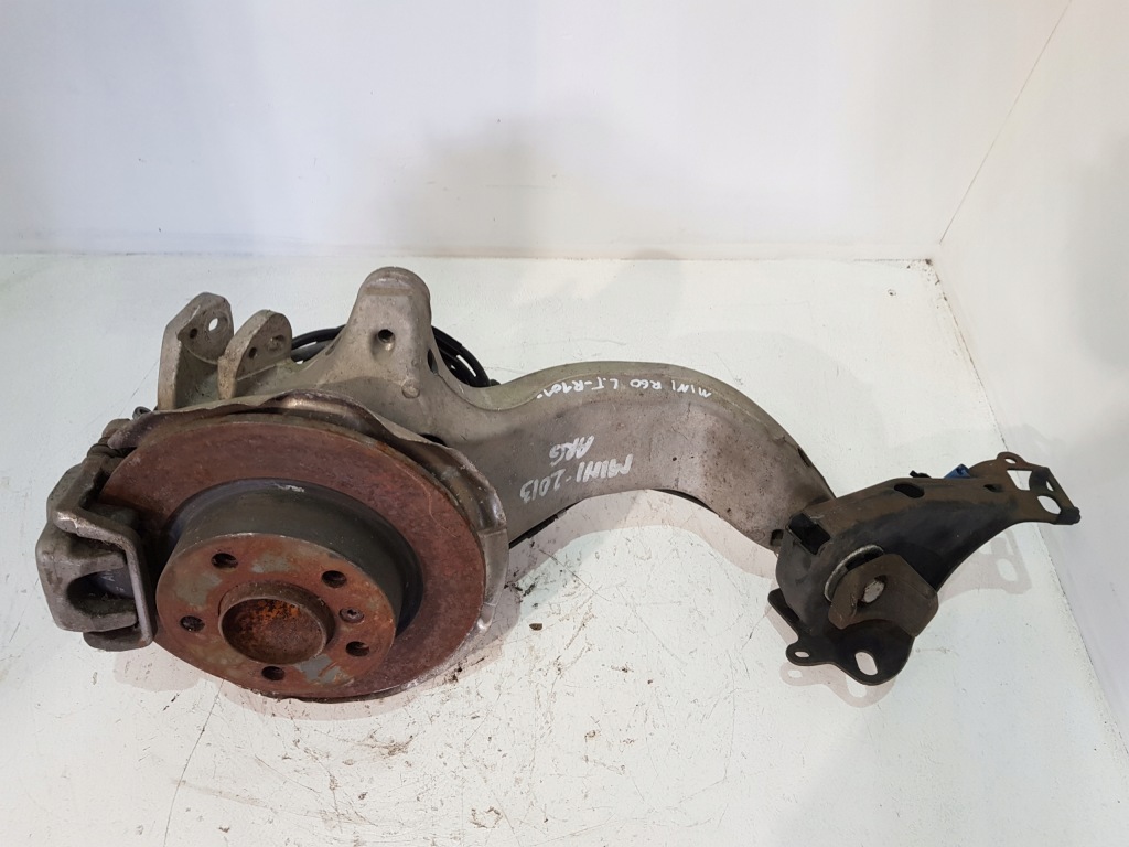 фото №1, Поворотный кулак ступица левый задняя 9805657 mini countryman r60