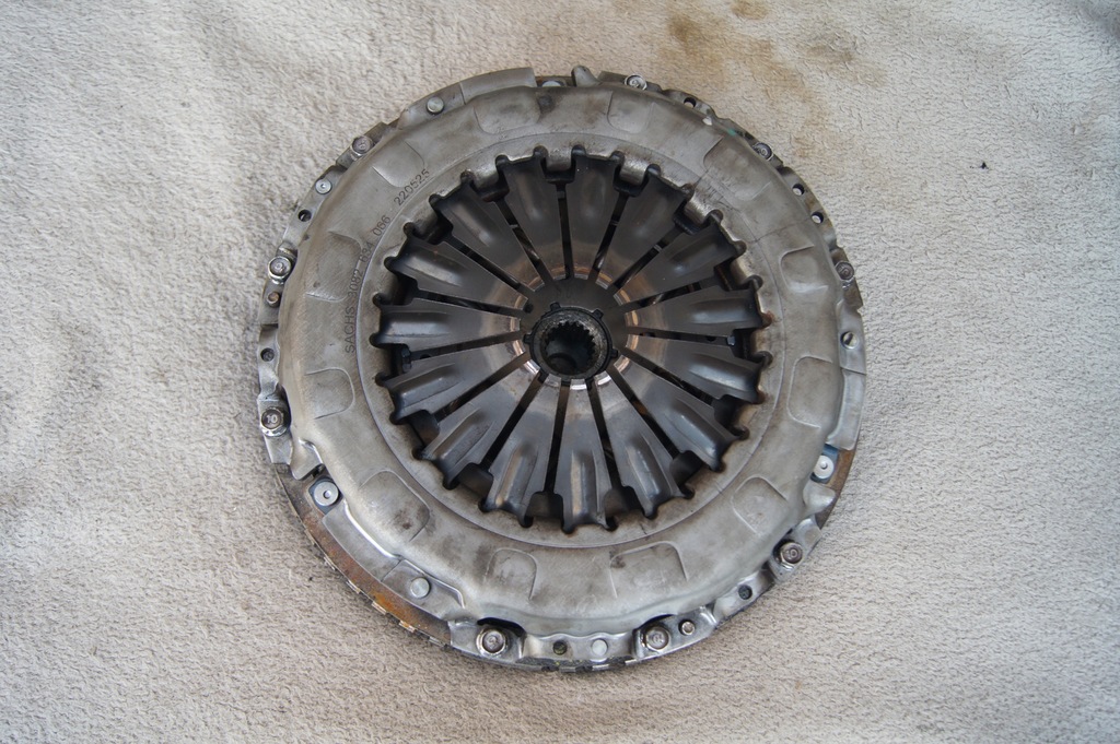 фото №5, Сцепление kia carens iv двухмассовый маховик 1.7crdi идеальное состояние