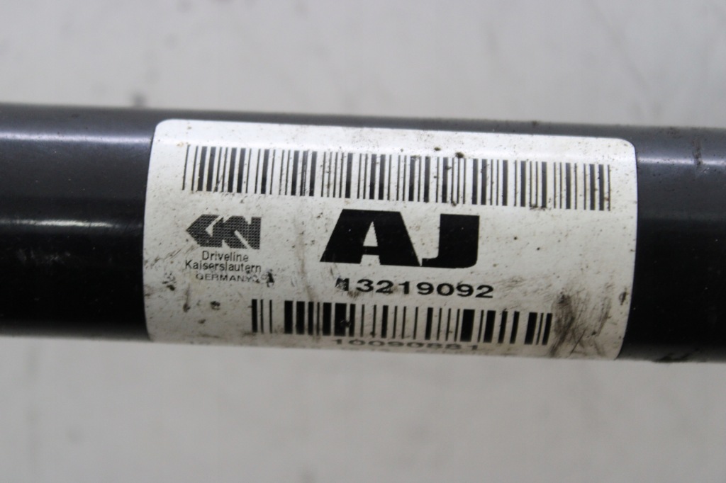 Приводной вал левая короткий 13219092 opel insignia a 2.0 cdti в Украине