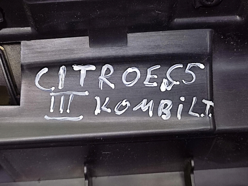 фото №15, Citroen c5 iii kombi оббивка лівий задня 9682033377