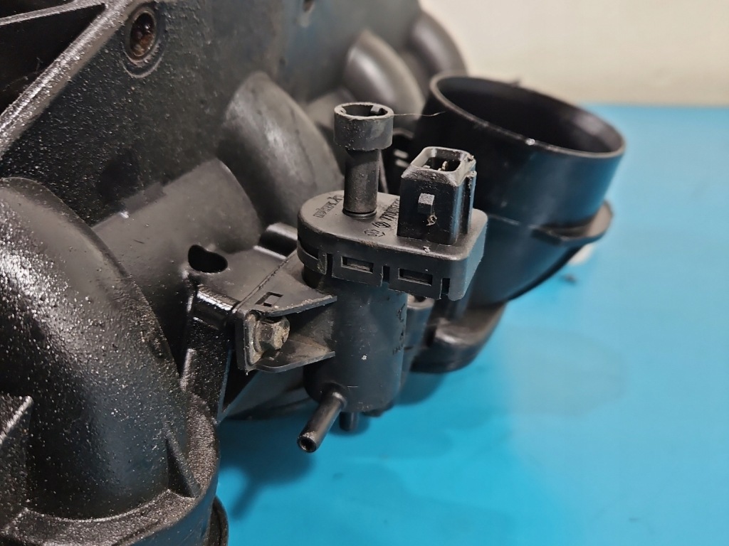 Крышка клапанов renault espace iv 2.2 dci 02-06 Киев