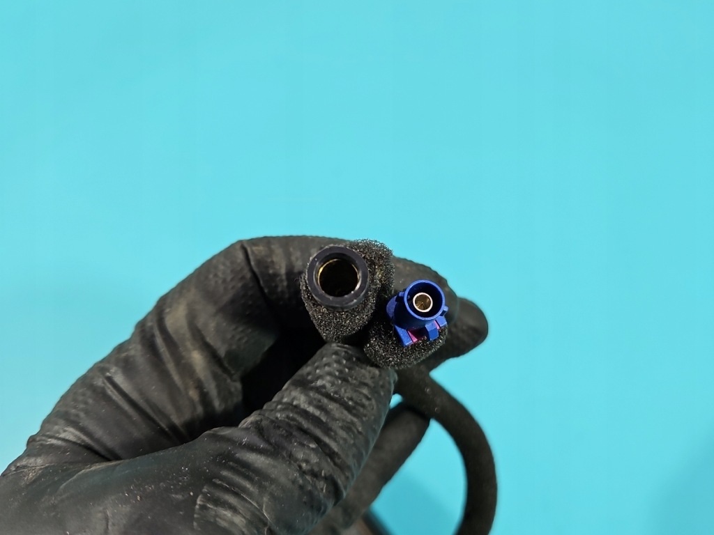 Антенна kia sportage iii 10-15 96210-3u300 wd с Разборки