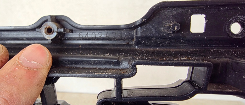 фото №12, Решётки бампера решётка peugeot 4008