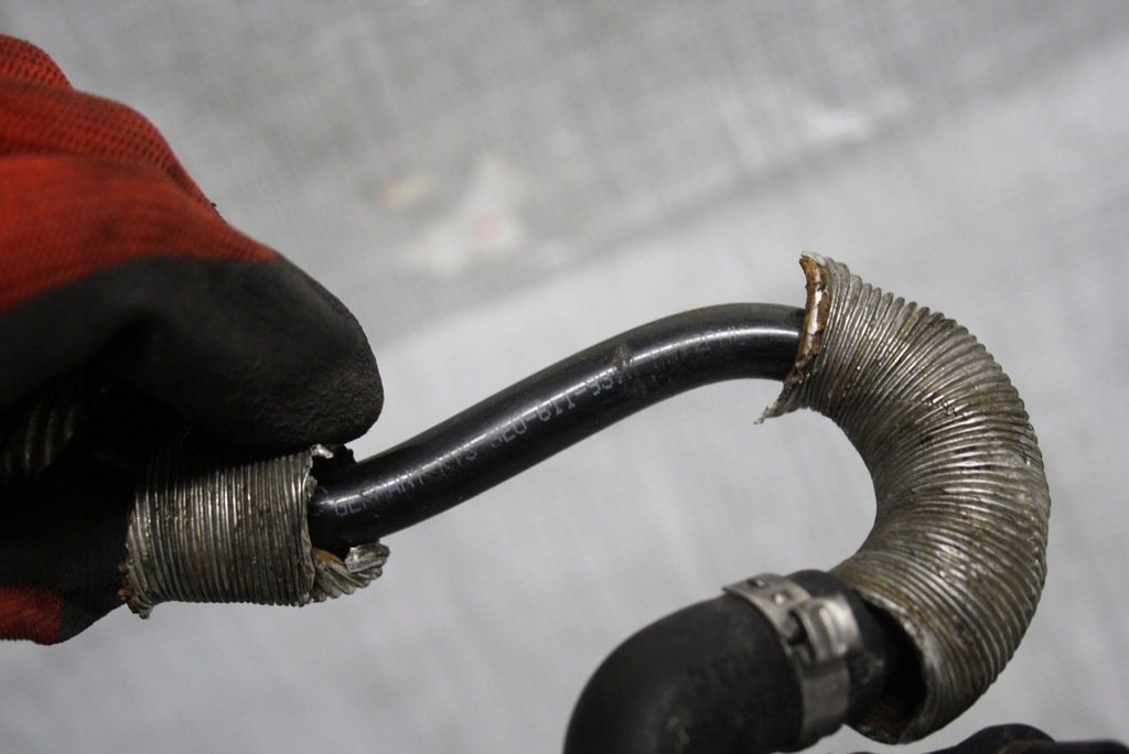 фото №4, Audi a4 b6 шланг wąż усилитель тормозов 8e0611932a