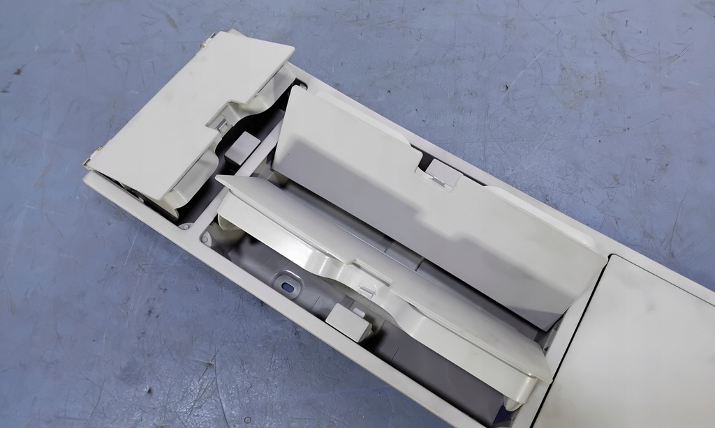 фото №6, Opel signum бардачок полиця стельовий 24436069