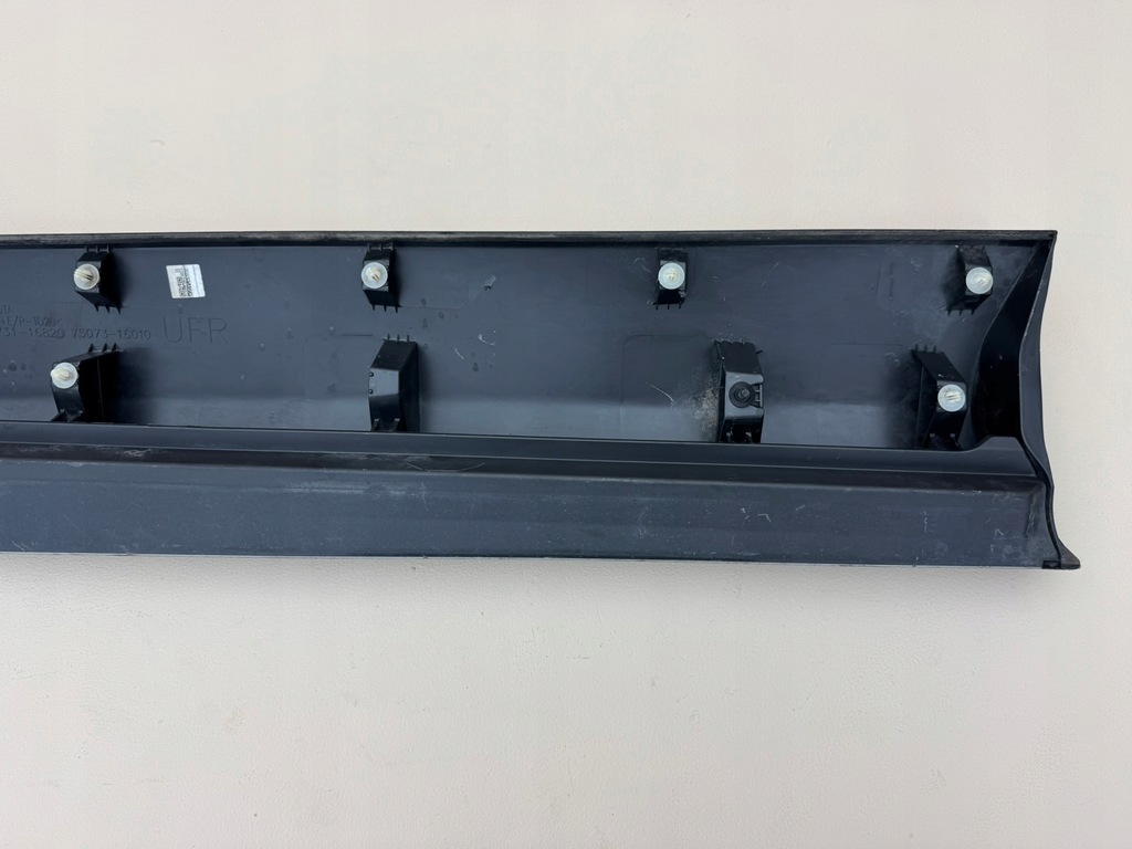 фото №10, Toyota corolla cross 22r- молдинг дверь правый перед правая 75731-16820