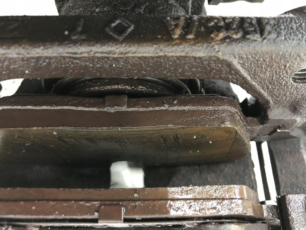 фото №3, Супорт гальма правий перед mini cooper ii r56 1,4b