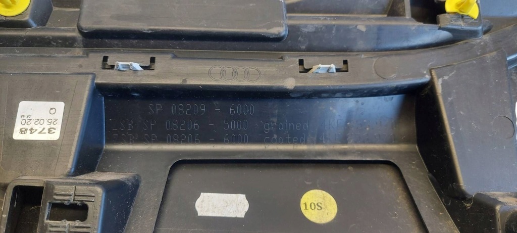 Audi e-tron молдинг двері права правий задній 4ke853970 Київ