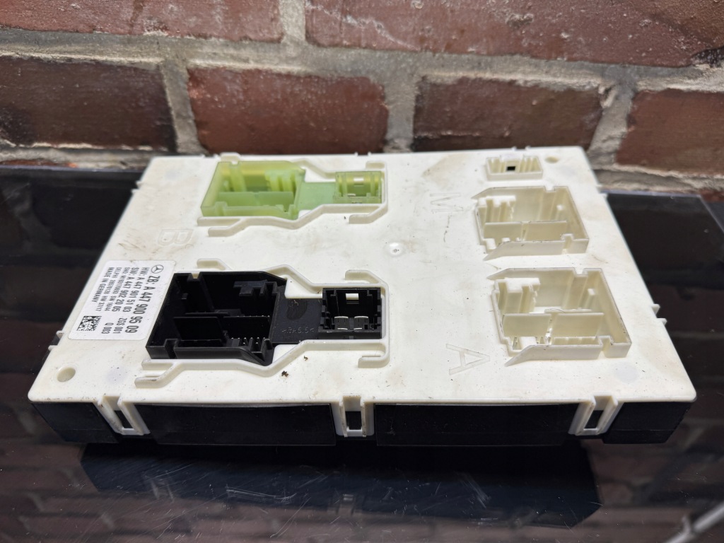 фото №1, Mercedes w447 модуль блок управления sam a4479009509