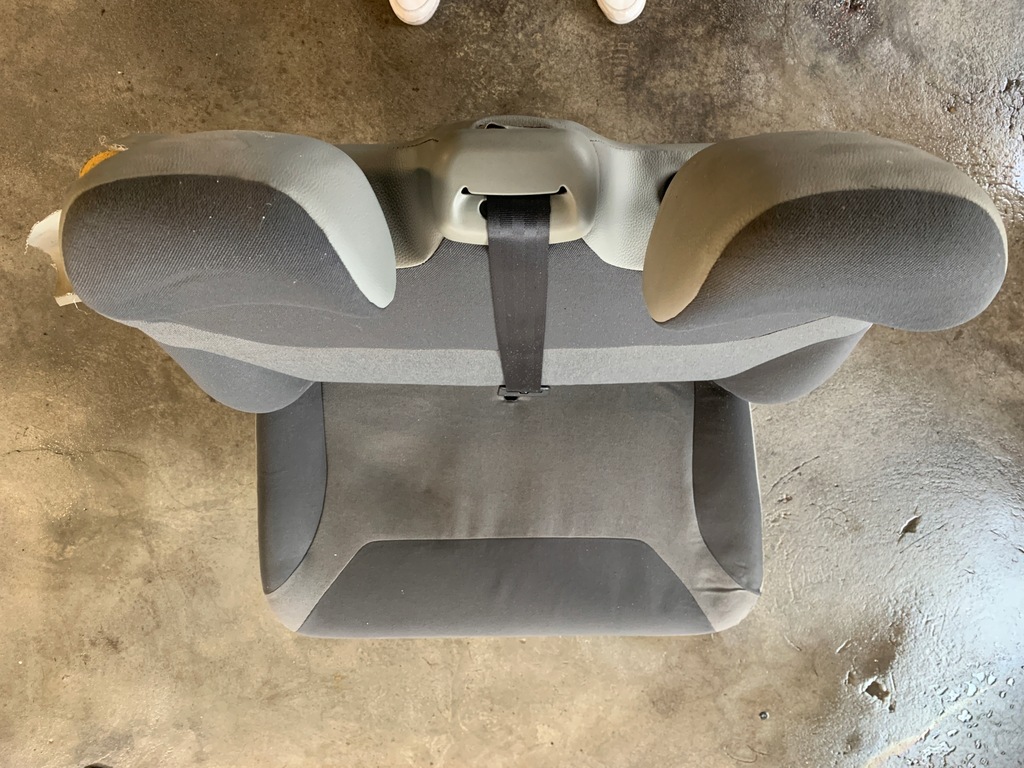 фото №1, Renault trafic ii primaster vivaro сиденье заднее сиденье лавка