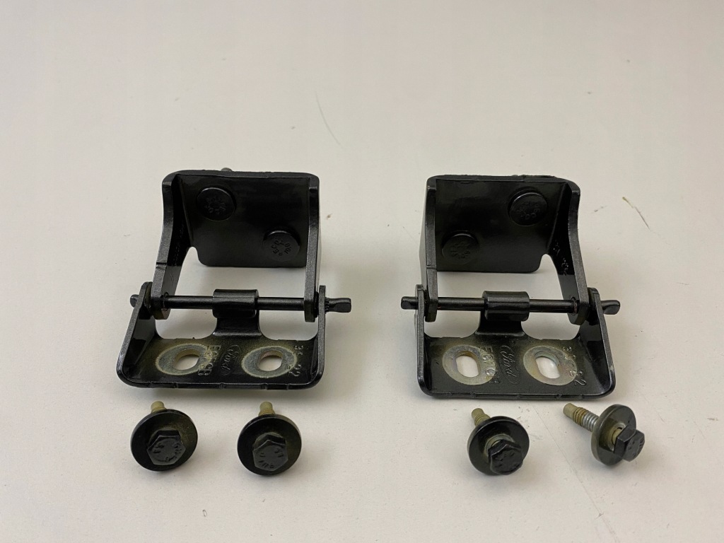 фото №1, Ford puma петля лівий правий петлі кришки 19-