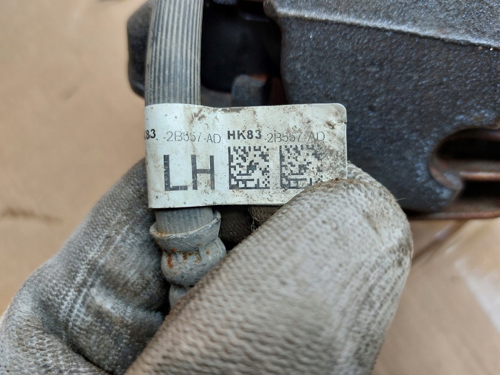 фото №6, Суппорт тормозной левый перед velar l560 19r