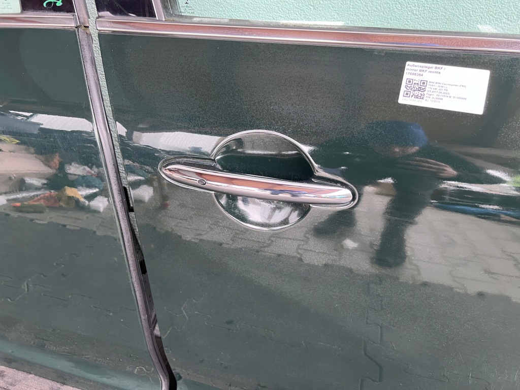 Дверь правый  перед задняя mini f60 цвет c19 Доставка