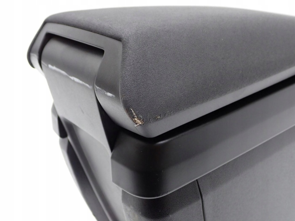 Тунель підлокітник європа оригінал 08632777 volvo v40 2 15r Зі Шроту