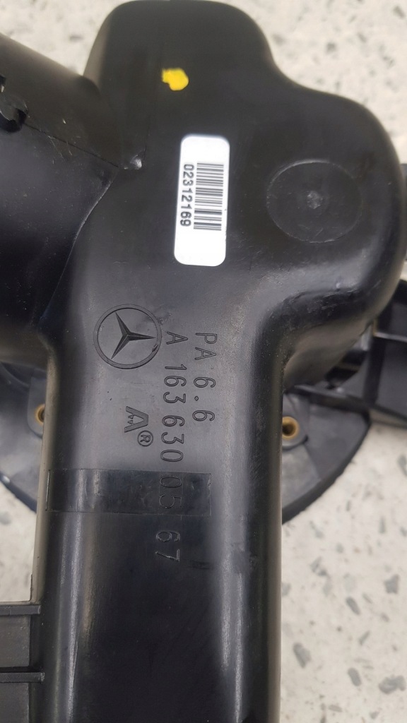 фото №5, Заливная горловина топлива mercedes w163 2.7 cdi