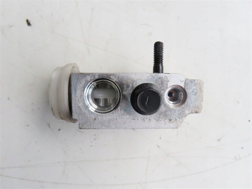 фото №1, Клапан розширювальний кондиціонера hyundai i30 ii 1.6crdi 2012-2017 rok