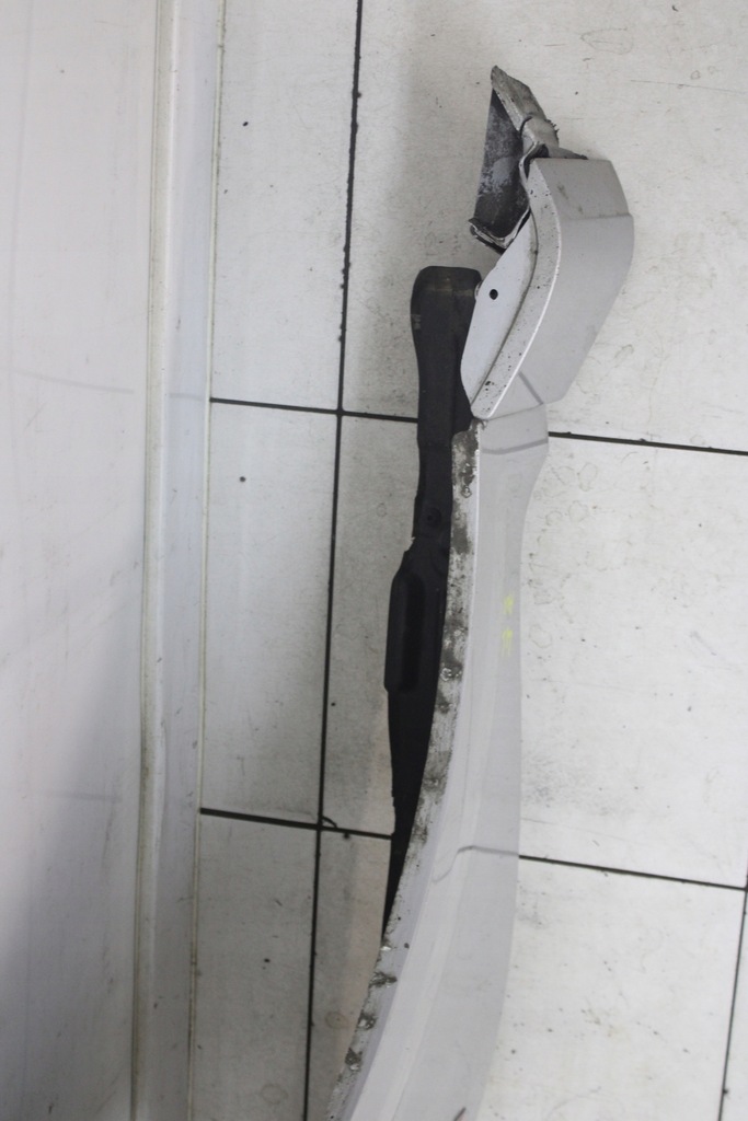 фото №8, Крила правий перед передній audi q7 4l 2005r- lx7w - код лакофарбового покриття