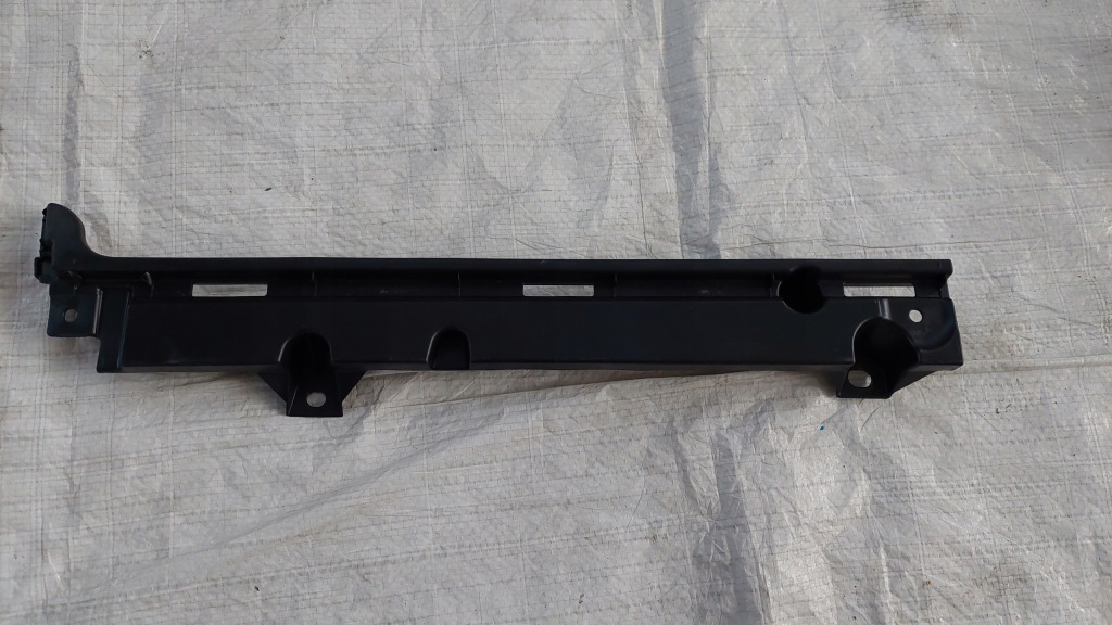 фото №1, Bmw 6 g32 защита подкладка dna багажника 7377749