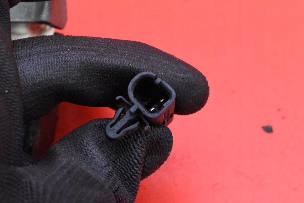 фото №6, Замок крышки задняя багажника lancia musa 1 i 04-07