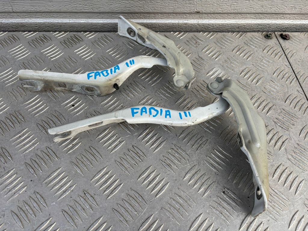 фото №1, Skoda fabia iii петлі капот перед комплект 2018r.