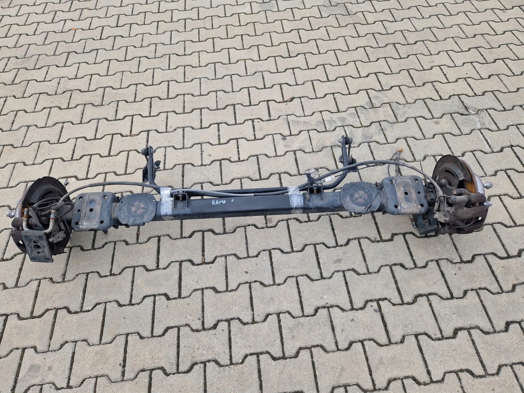 фото №1, Renault master iv 19- балка oś задня рама