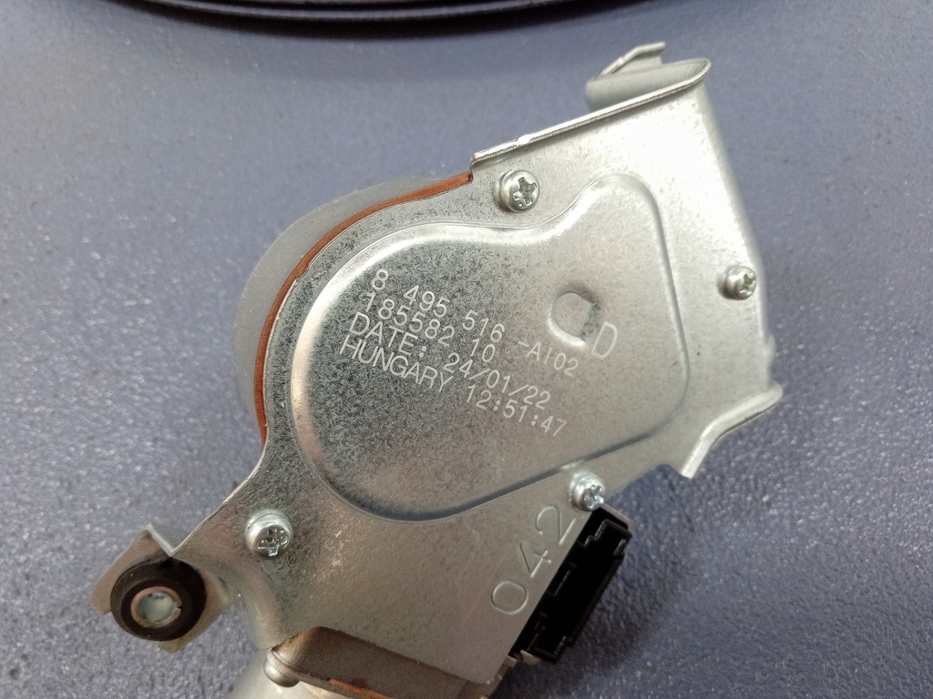 фото №4, Bmw 1 f40 моторчик дворники задняя 8495516