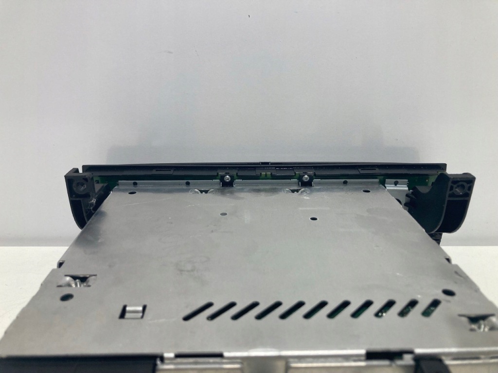 фото №7, Станция мультимедийная bmw 3 e90 e91 65129246500 радио навигация