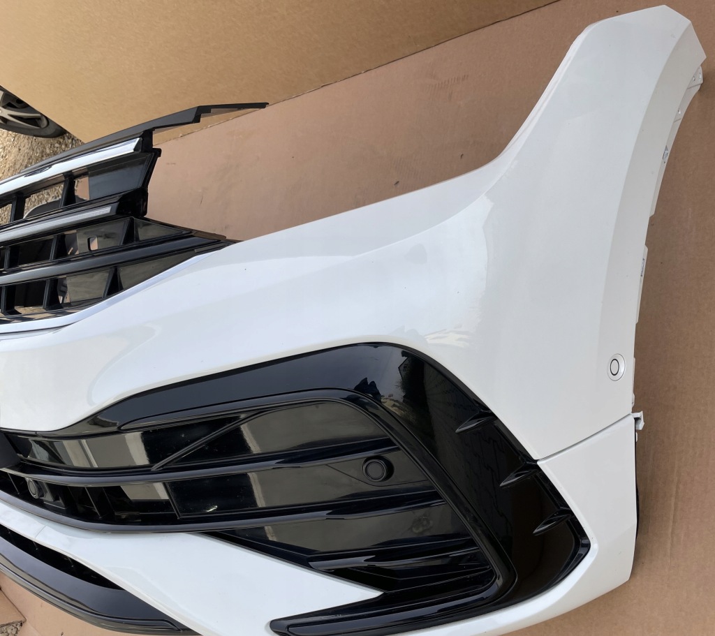 Бампер vw tiguan allspace рестайлінг  r-line w kolr lok1 l0k1 pdcx6 камера джгут Недорого