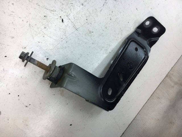 фото №5, Volvo xc90 ii кронштейн крыла правый перед