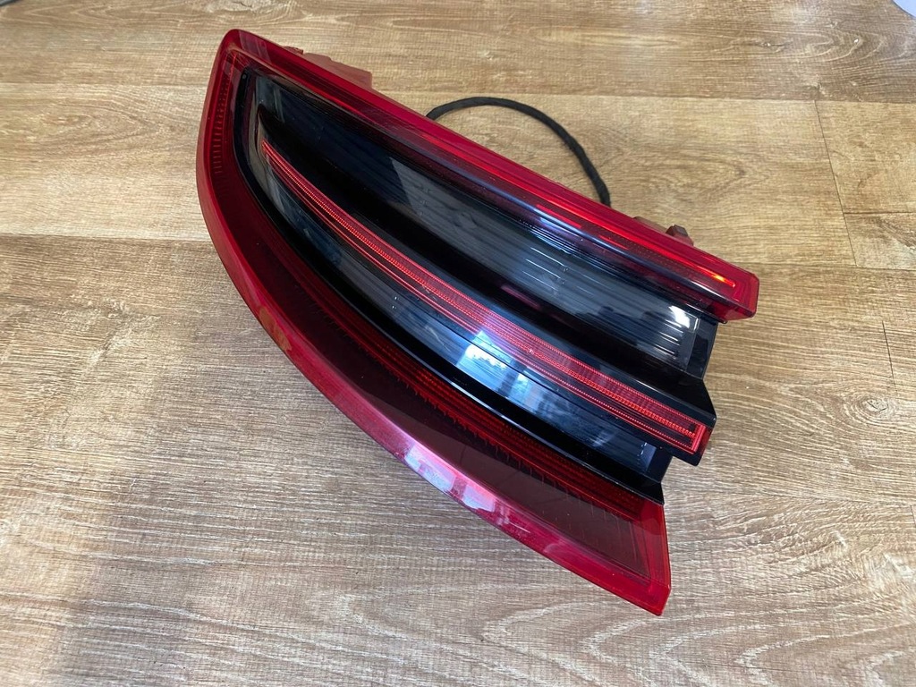 фото №1, Лампа задня ліва porsche macan оригінальний номер t95b044