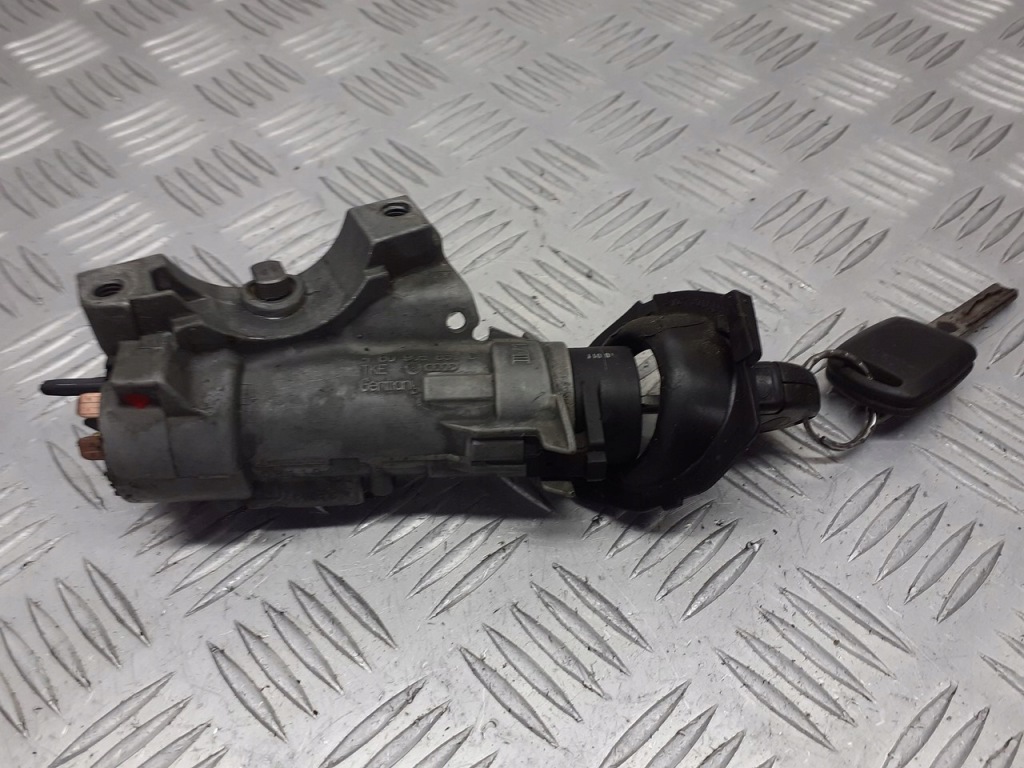 фото №1, Замок запалювання з ключ skoda fabia i 1.2 4b0905851c