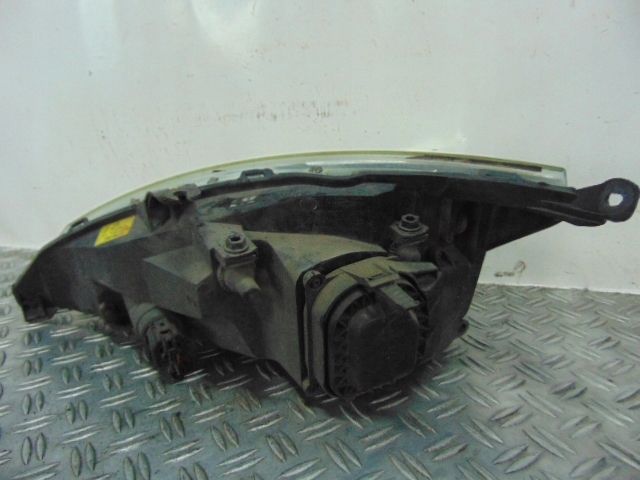 фото №3, Ford focus фара правий