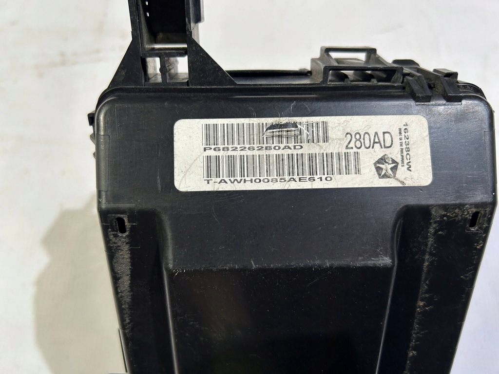 фото №7, Коробка запобіжників bazpieczniki комплект dodge challenger 3.6 2015-