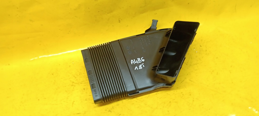 фото №9, Повітрозабірник повітря audi a4 b6 1,8tb 8e0129617d