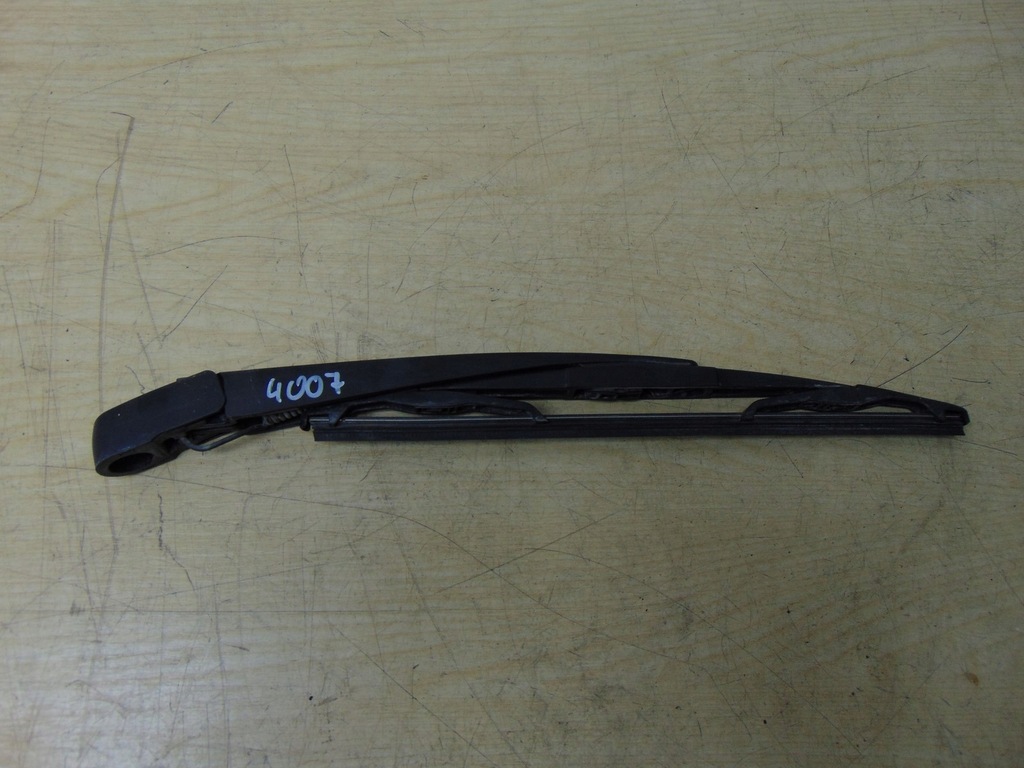фото №1, Дворник рычаг задняя peugeot 4007