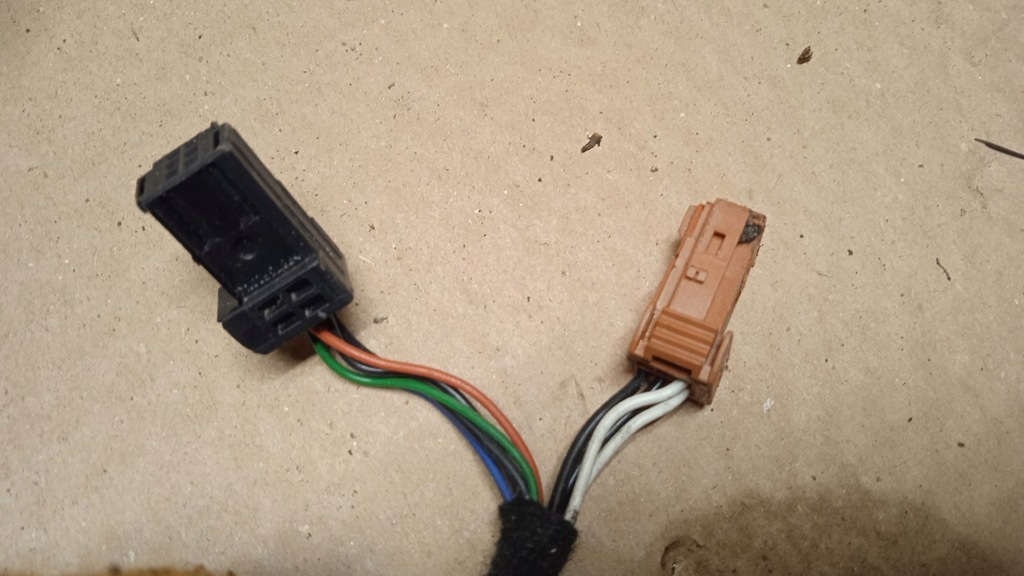 фото №7, Peugeot 207 зеркало правое kmu 9pin