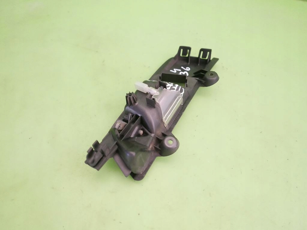 фото №8, Ручка внутрішня ліва перед audi a4 b6 00-04