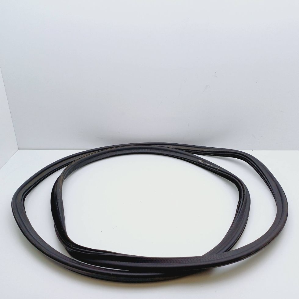 Прокладка кузовна кришки багажника bmw 3 e46 універсал nr133 Зі Шроту