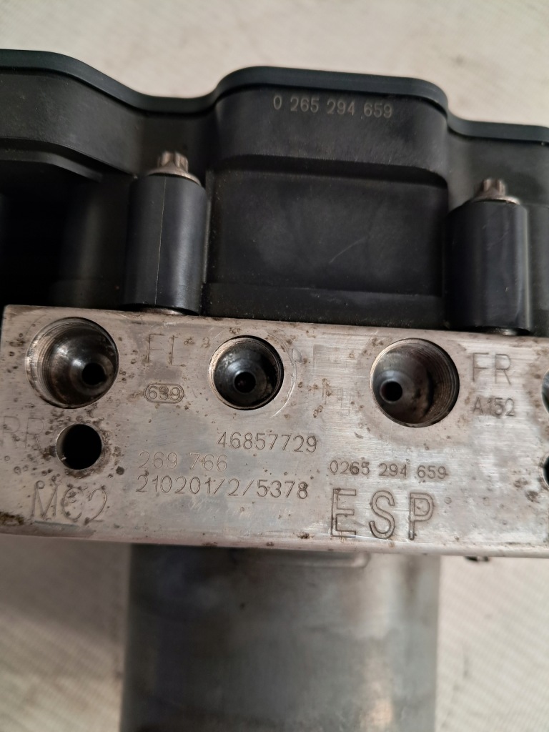 Насос abs esp fiat ducato iii 2.3 00468577290 14- Зі Шроту
