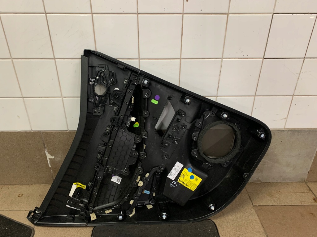 фото №4, Citroen ds3 crossback обшивка дверь правый задняя кожа