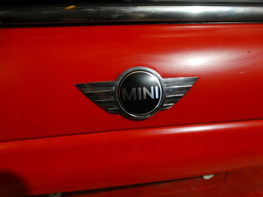 фото №2, Idealna kpl. кришка багажника задня mini cooper r56 1