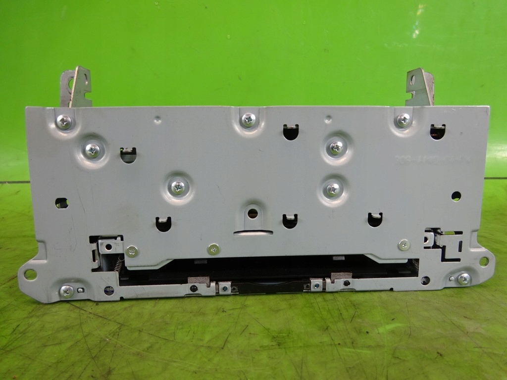 фото №1, Радио infiniti q30 28330 4gn0f qx30 18r